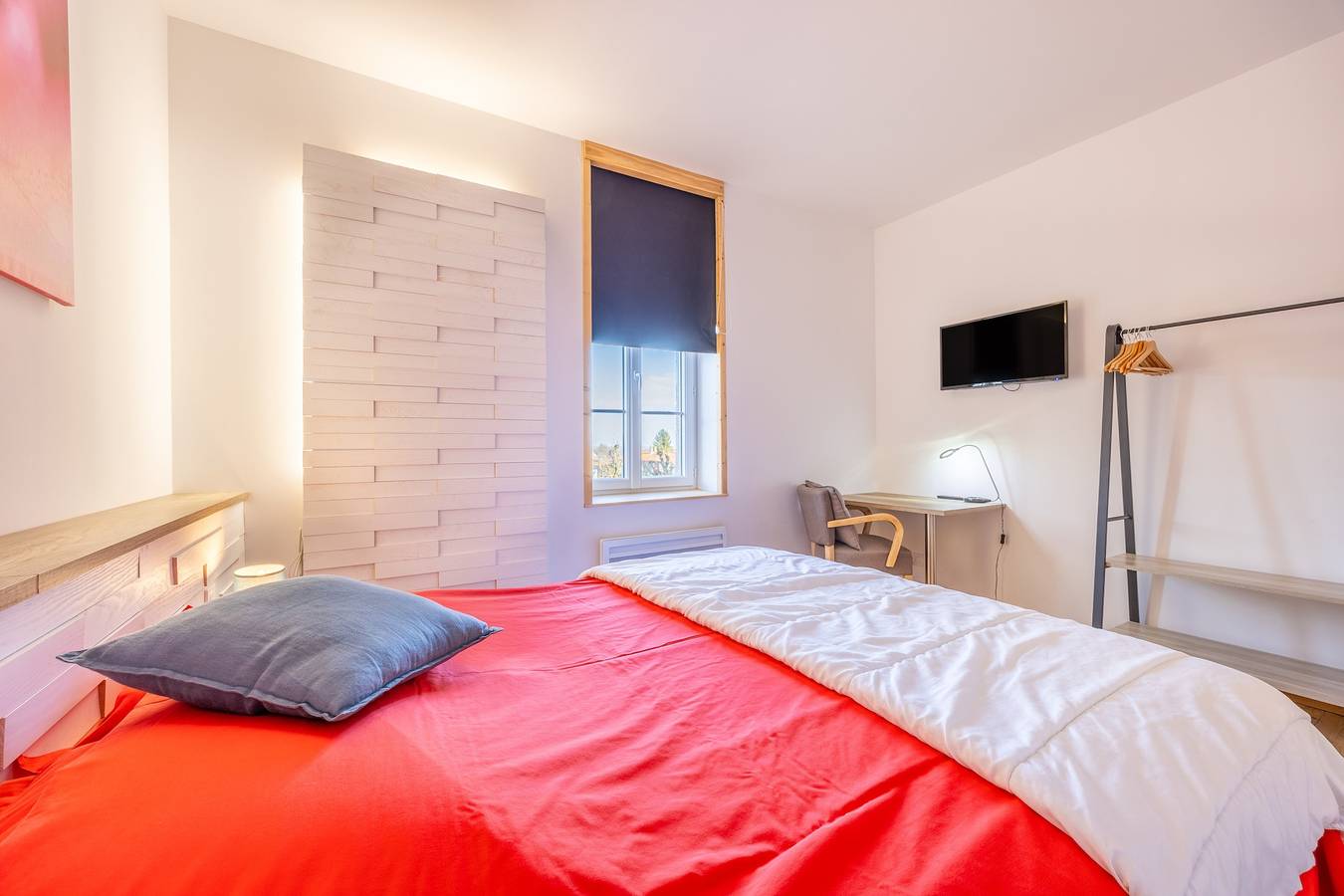 Gästezimmer „Pinot Noir“ mit Wlan in Sèvremont, Fontenay-le-Comte