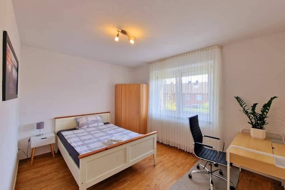 Ganze Wohnung, 3Zi, Bad, Küche, Backofen, Balkon, Parkplatz in Meppen, Hasetal