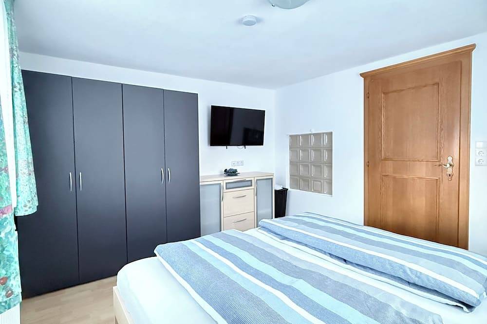 Ganze Wohnung, Ruhige Ferienwohnung mit Bergblick in Tobadill in Tobadill, Bezirk Landeck