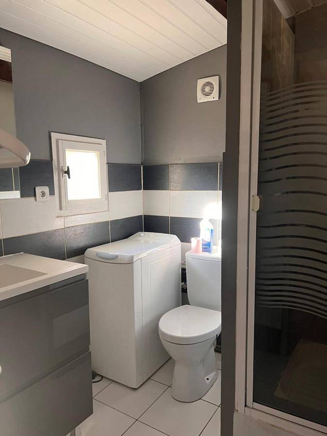 Location de vacances pour 6 personnes, avec jardin ainsi que vue et piscine, animaux acceptés à Sumène - 4