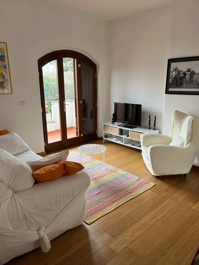Apartamento de vacaciones para 4 personas, con jardín y vistas - 1