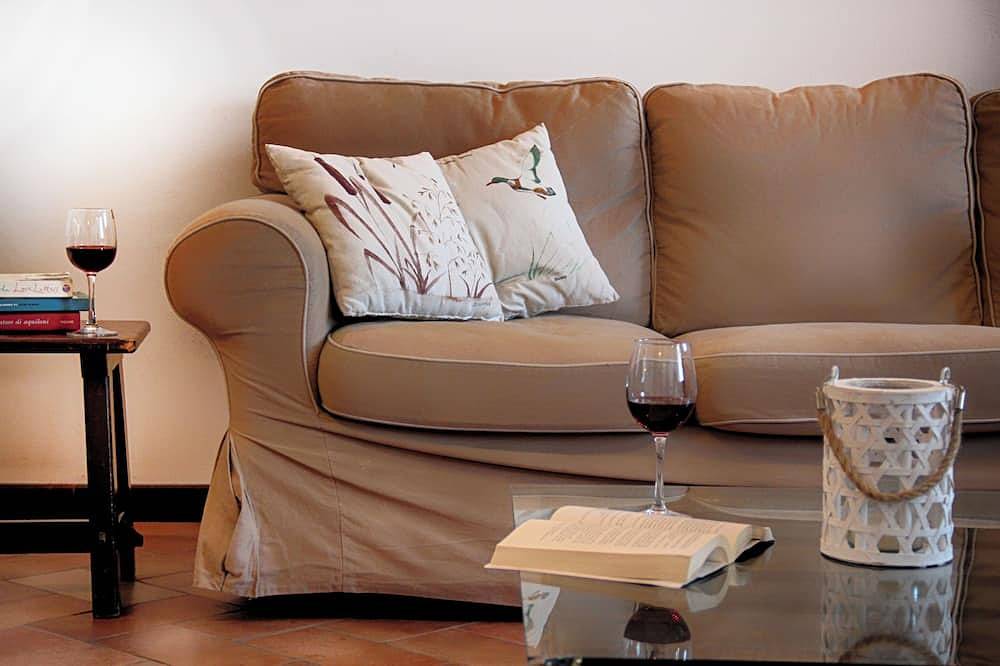 Cozy cottage on wine farm in Macerata, Provincia de Macerata