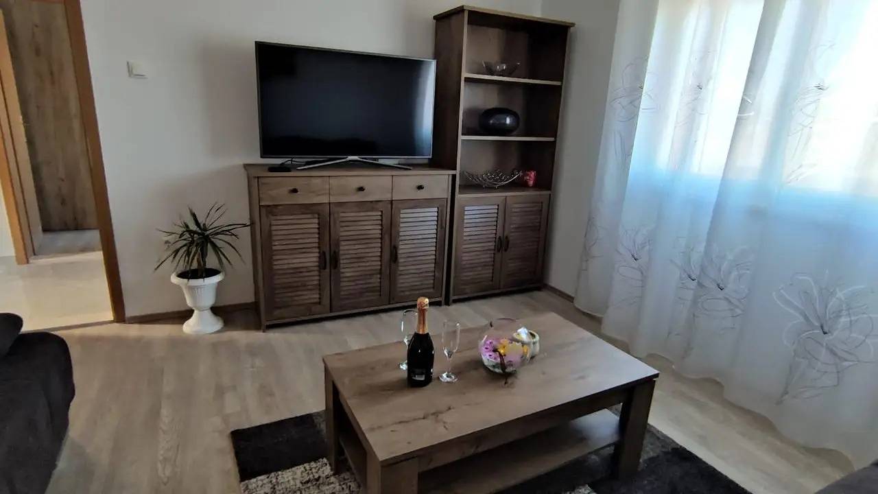 Ganze Ferienwohnung, Ferienwohnung für 6 Personen (68 m²) in Rogotin in Rogotin, Dubrovnik-Neretva