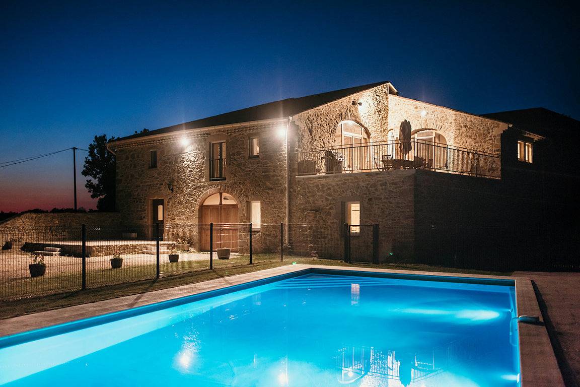 Mas de Pascalin, piscine chauffée, vue splendide, 250m2 pour 12 p in Francillon-sur-Roubion, Région de Die