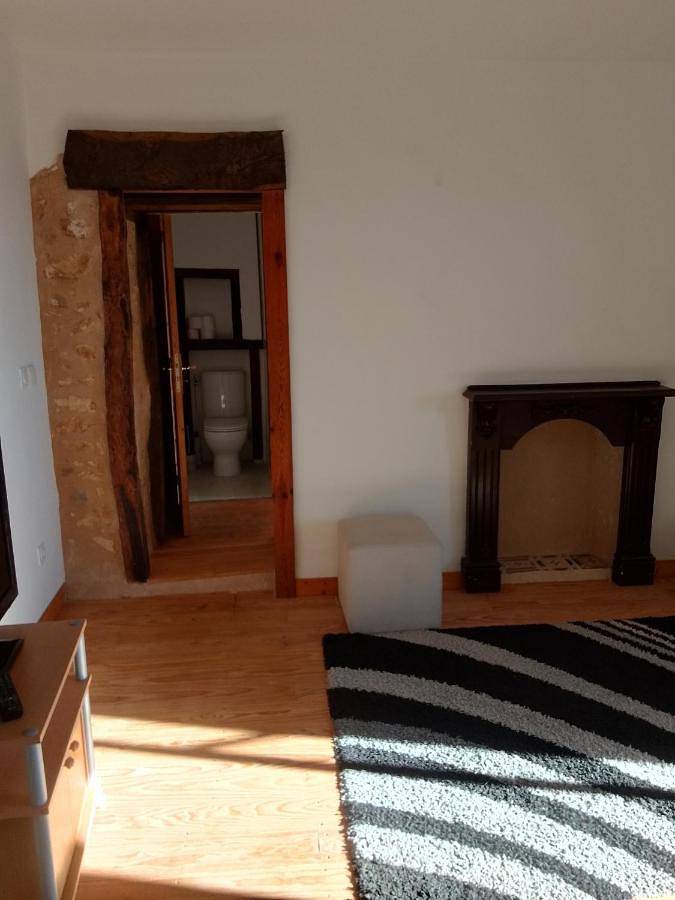 Location de vacances pour 6 personnes, avec vue et jardin, animaux acceptés à Saint-Capraise-de-Lalinde - 3