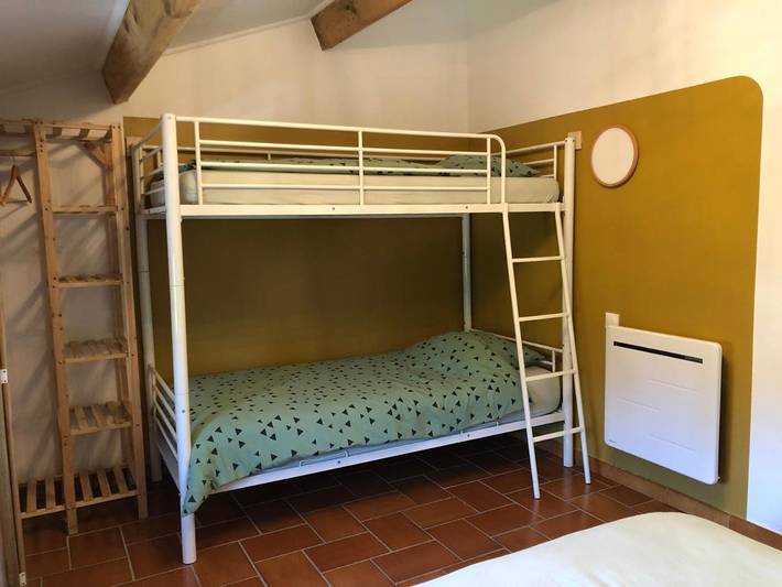 Gîte pour 6 personnes, avec jardin, adapté aux familles à Cers - 3