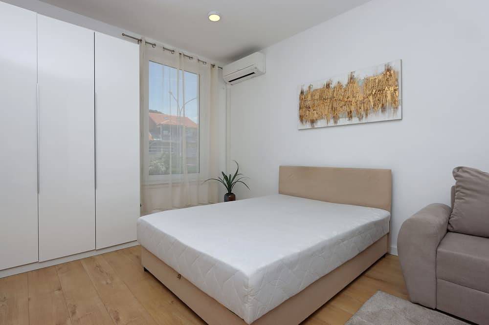 Entire apartment, Studio flat with air-conditioning Palit, Rab (As-19661-a) in Palit, Rab