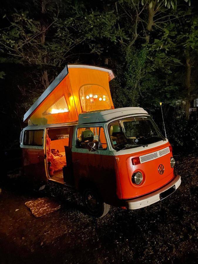 Camping pour 2 personnes, avec Terrasse ainsi que Jardin et Piscine