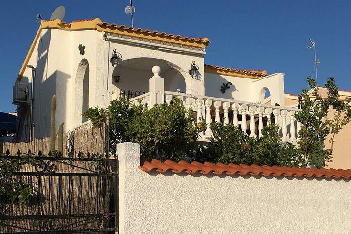 Ferienhaus für 3 Personen, mit Garten