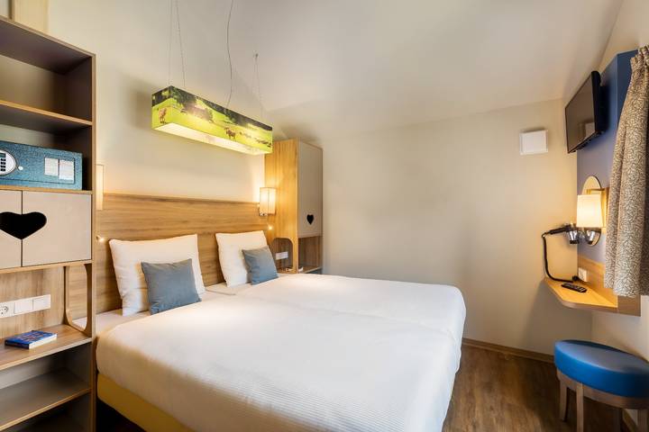 Finca für 8 Personen, mit Pool und Whirlpool sowie Sauna im Allgäu - 2