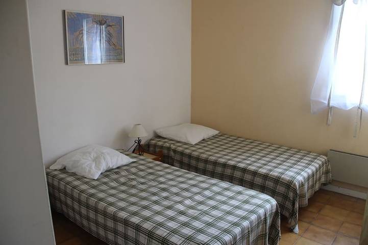 Location de vacances pour 8 personnes, avec piscine et balcon à Mollans-sur-Ouvèze - 4