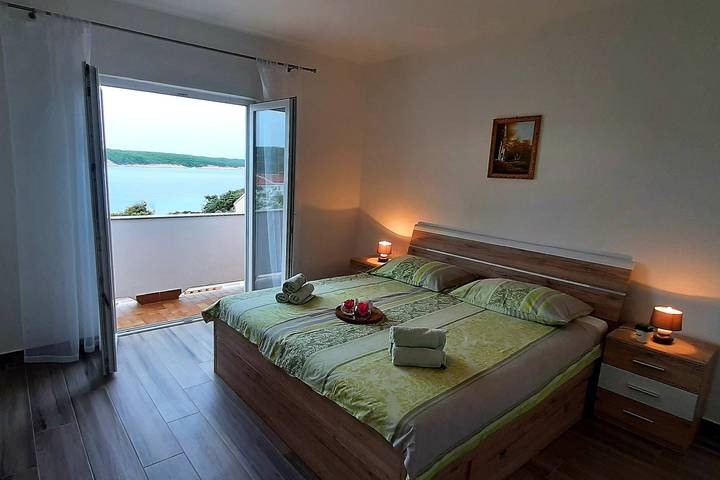 Ferienwohnung für 4 Personen, mit Balkon/Terrasse, mit Haustier in Supetarska Draga