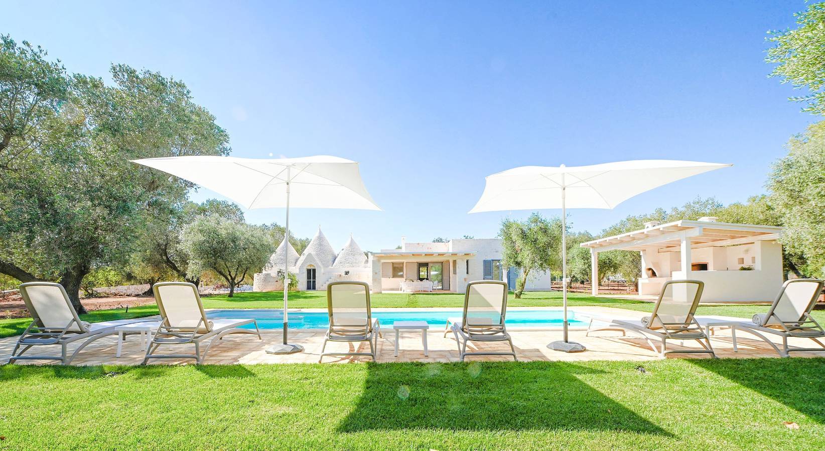 Villa "Trulli Eden 101" con piscina privata, terrazze e Wi-Fi in San Michele Salentino, Salento