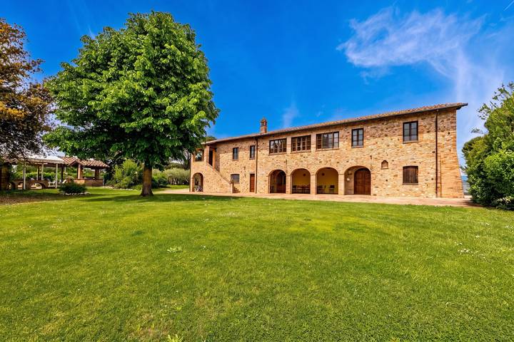 Ferienhaus für 12 Personen, mit Pool und Terrasse, kinderfreundlich in Umbrien - 4