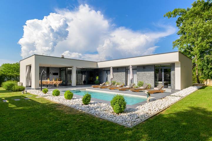 Villa für 6 Personen, mit Garten und Pool sowie Sauna und Terrasse in Istrien - 2