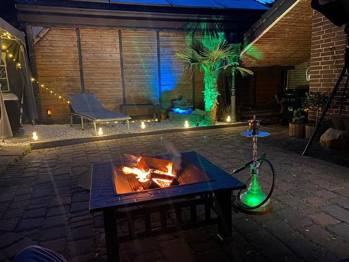 Ferienhaus für 3 Personen, mit Balkon und Whirlpool sowie Terrasse und Garten