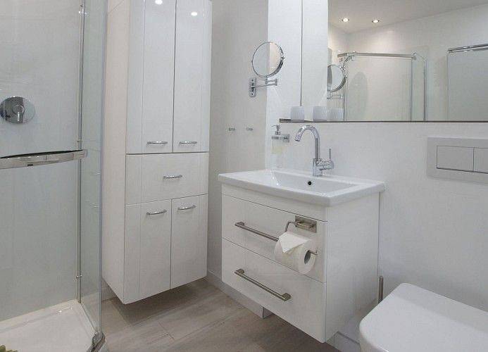 Entire apartment, Bernstein - moderne Ferienwohnung im Rosengarten in Wangerooge