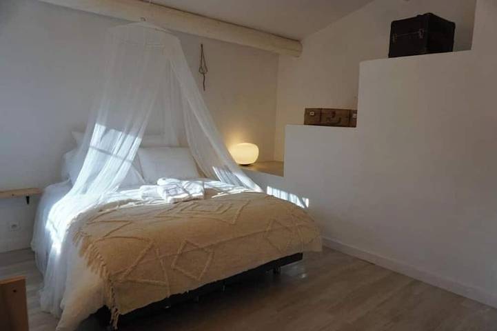 Charming villa in Provence - 12 people in Grans, Mittelmeerküste (Frankreich)