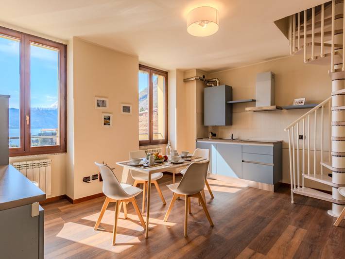Ferienwohnung für 5 Personen, mit Seeblick und Terrasse - 1