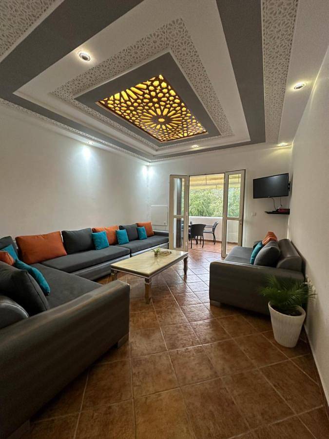 Apartamento de vacaciones para 3 personas, con vistas y piscina además de terraza y jardín, Se admiten mascotas - 1