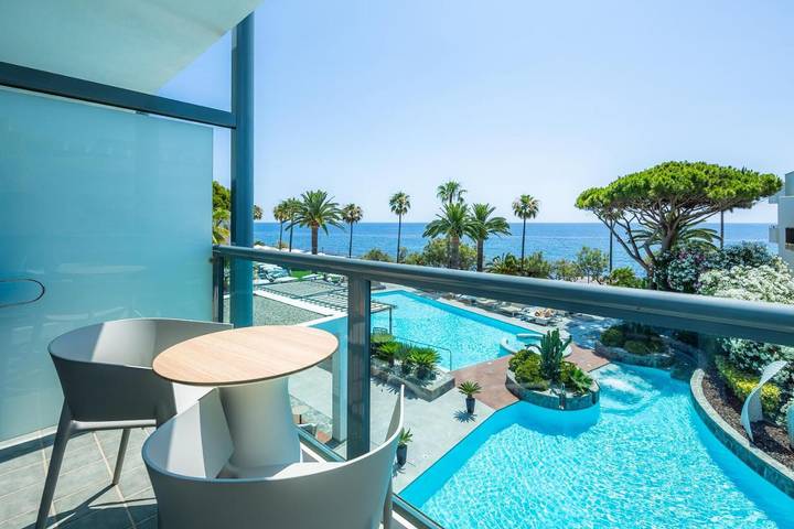 Hôtel pour 2 personnes, avec sauna et piscine ainsi que jardin et jacuzzi à Cala Bona - 4
