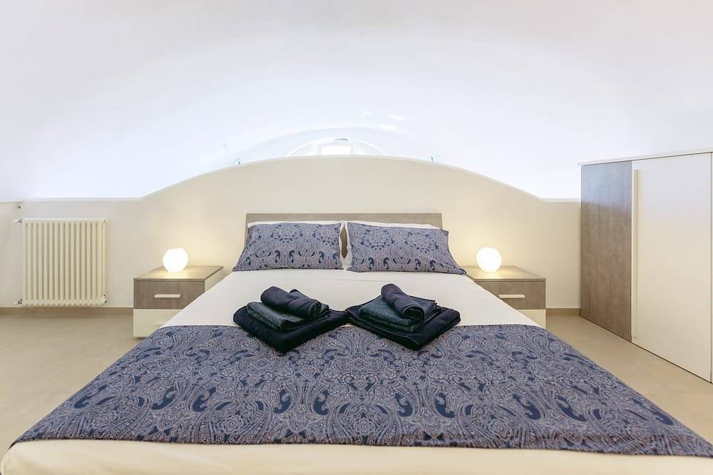 The Jujubes - Home in a Procidan lemon grove in Procida, Naples Province