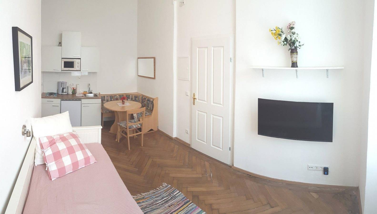 Ganze Ferienwohnung, Klimatisiertes Apartment im Zentrum nahe Ring (A33) in Wien, Wienerwald