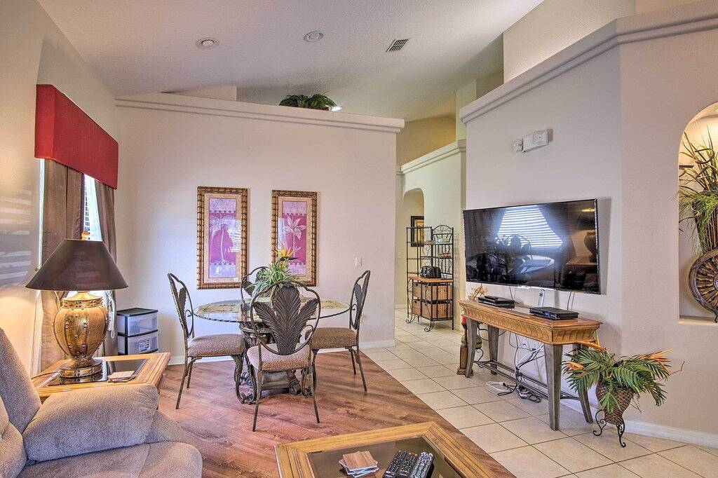 Sunny Villa w/ Lanai: 17 Mi to Disney! in Davenport (FL), Zentral Florida