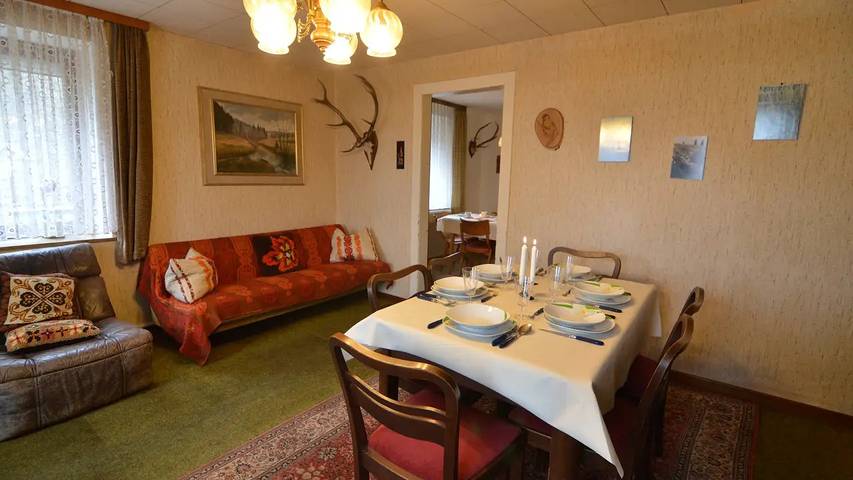Location de vacances pour 10 personnes, avec jardin à Butgenbach - 2