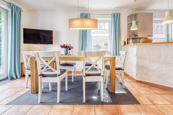 Ferienhaus für 6 Personen, mit Terrasse und Sauna sowie Garten in Prerow - 4