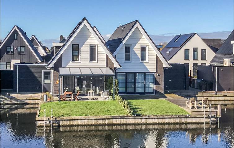 Ferienhaus für 6 Personen, mit Garten und Seeblick in Stavoren