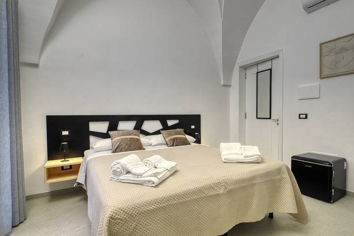 Room 'Agrù - Salento Garden Stay - Aurea' with Shared Terrace, Wi-Fi and Air Conditioning in Cavallino (Apulia), Lecce Province