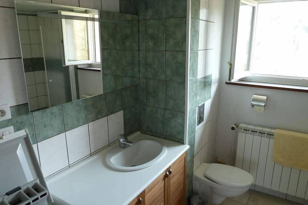 Ganze Wohnung, 2 * gîte umgeben von Natur, Waldblick, für 4 Personen in Le Tholy, Épinal und Umgebung