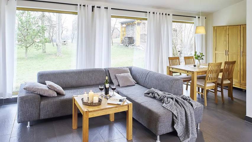 Ferienhaus für 4 Personen, mit Garten und Balkon sowie Sauna und Pool in Brandenburg