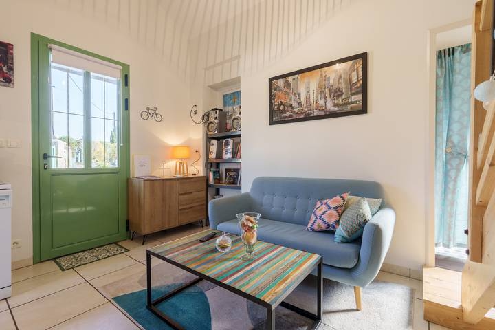 Location de vacances pour 5 personnes, avec Terrasse ainsi que Jardin et Piscine dans Combeaufontaine