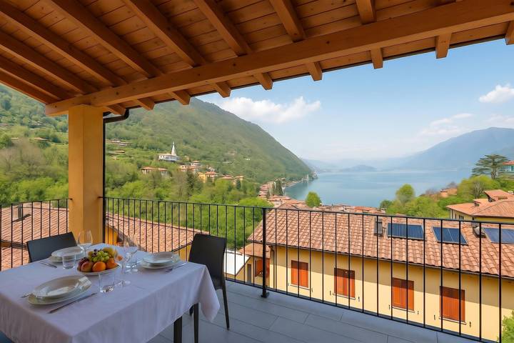 Gîte pour 8 personnes, avec piscine ainsi que terrasse et vue sur le lac, adapté aux familles à Argegno - 2