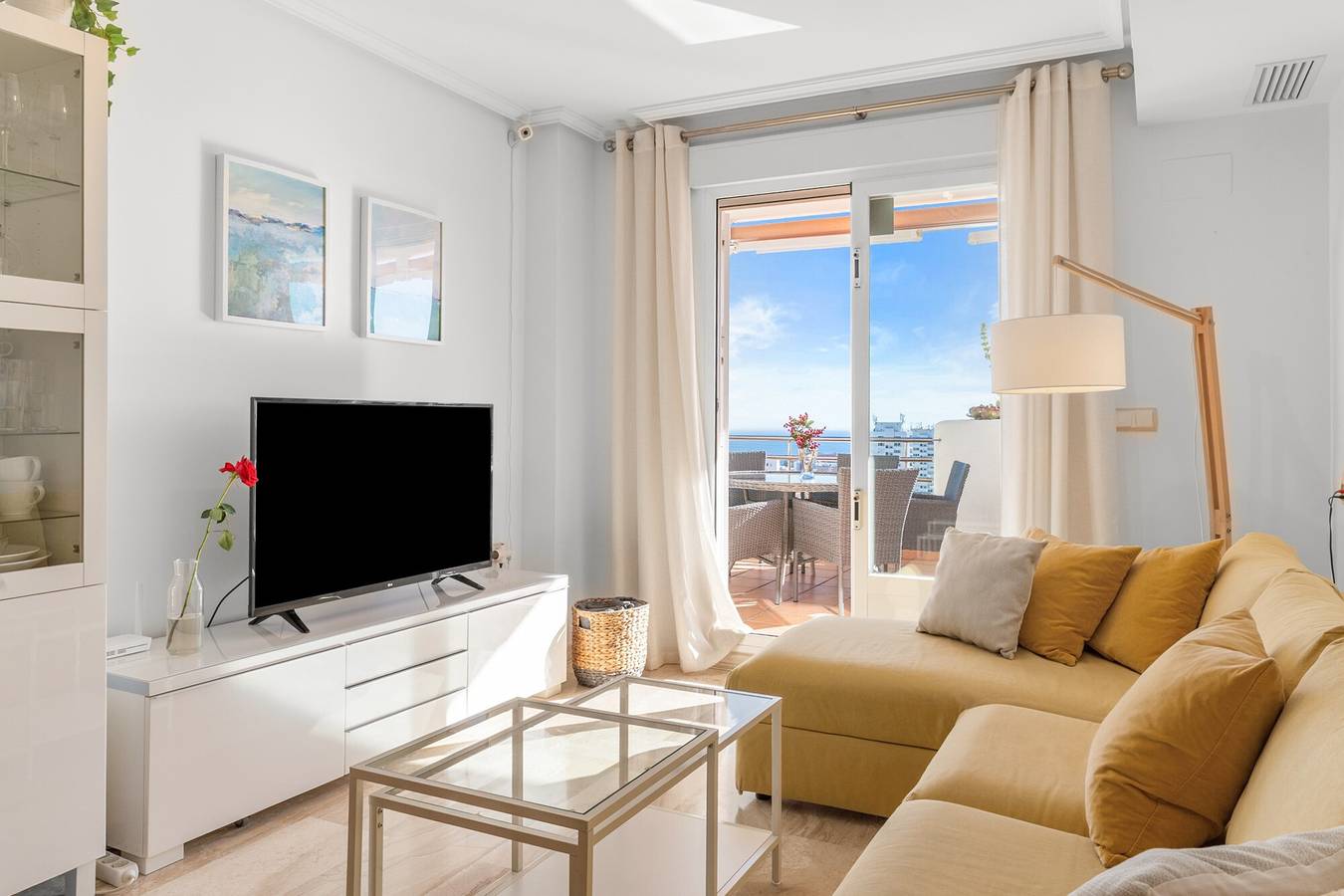 Apartamento entero, Duplex penthouse with 4 bedrooms and stunning sea views in Arroyo de La Miel, Benalmádena