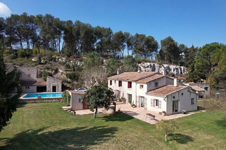 Villa for 9 people, with garden - 1