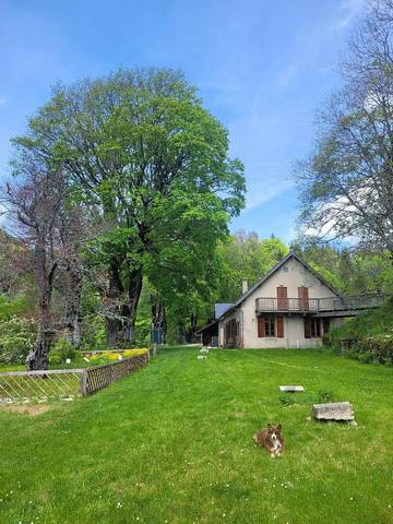 Cottage pour 14 personnes, avec vue et balcon, animaux acceptés dans Lochieu