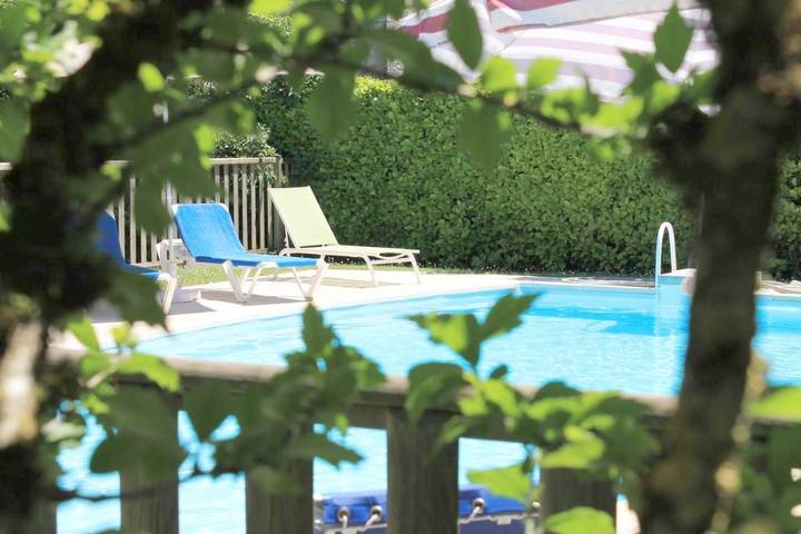 Hôtel pour 3 personnes, avec jardin ainsi que terrasse et piscine, animaux acceptés à Sauzet (Lot) - 4