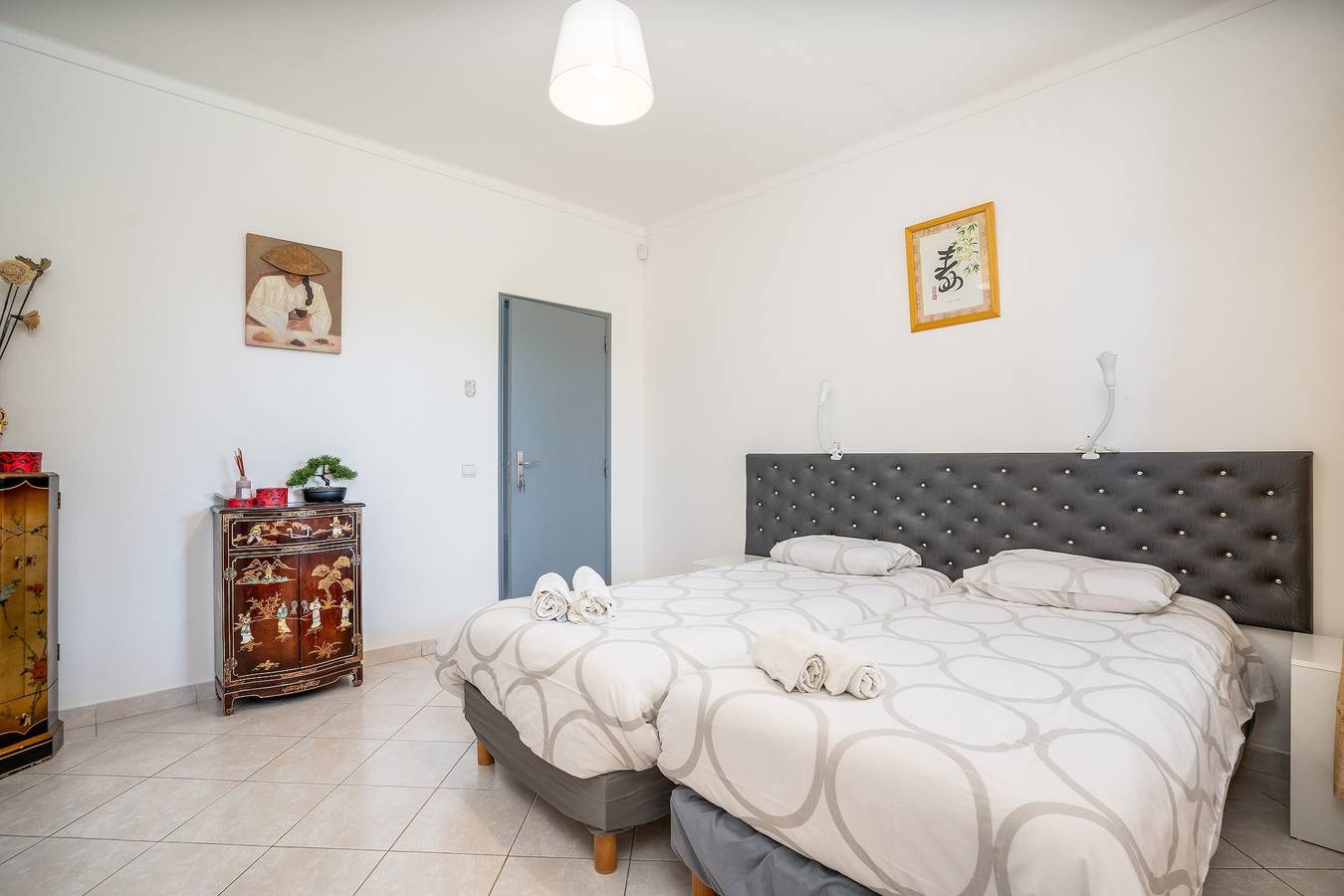 Room "Galé" with Shared Pool, Wi-Fi, and Air Conditioning in Pêra, Alcantarilha e Pêra
