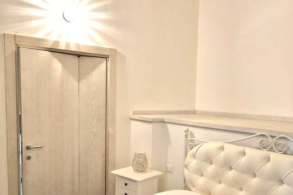 Appartement entier, St. Francis suite in the attic in Grottaglie, Province de Taranto