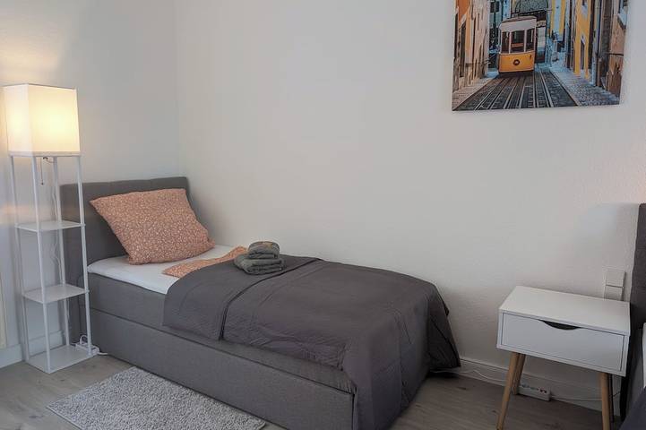 Apartamento entero, CaSa Apartment Modern Vintage Parking/Amazon Prime/family-friendly apartment in Magdeburgo, Elbe-Börde-Heide