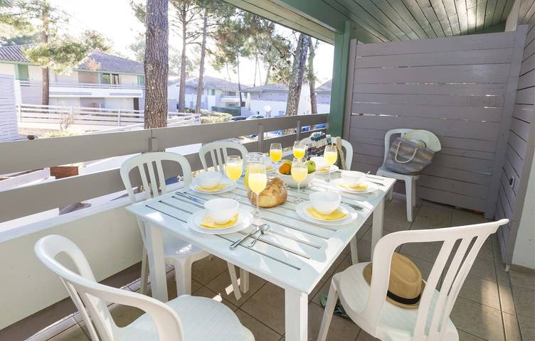 Gîte pour 8 personnes, avec piscine et jardin, adapté aux familles dans Moliets-Plage - 2