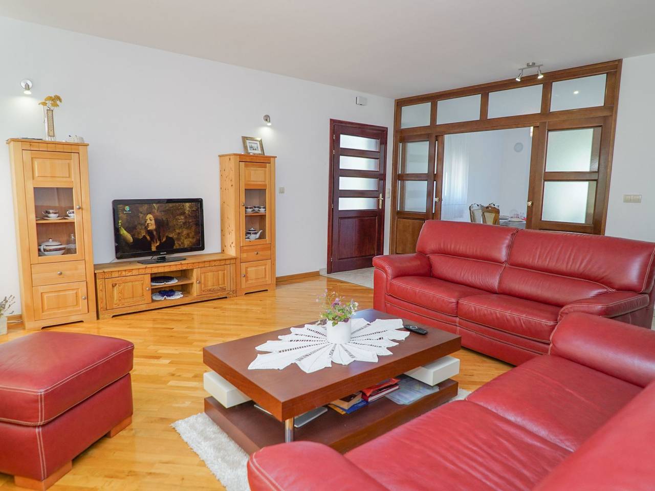 In der Nähe des Meeres und des Sees in Imotski, Makarska Riviera