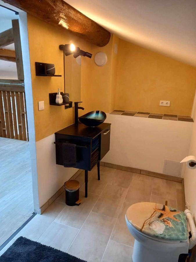 One-Bedroom House in La Chapelle-Agnon, Parc Naturel Régional Livradois-Forez