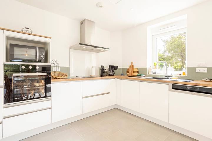 Maison de vacances 'De La Motte 2kms De La Plage' avec terrasse privée, jardin privé et Wi-Fi in Trégunc, Région de Quimper