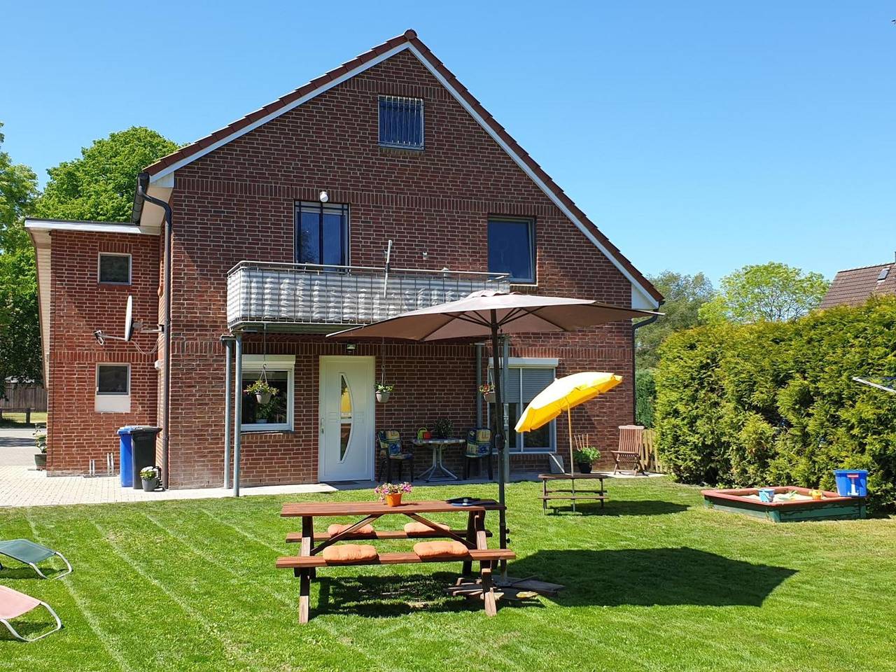Ganze Wohnung, Apartment 'Haus Küstenheide mit Balkon' mit Wlan und Balkon in Berensch, Cuxhaven