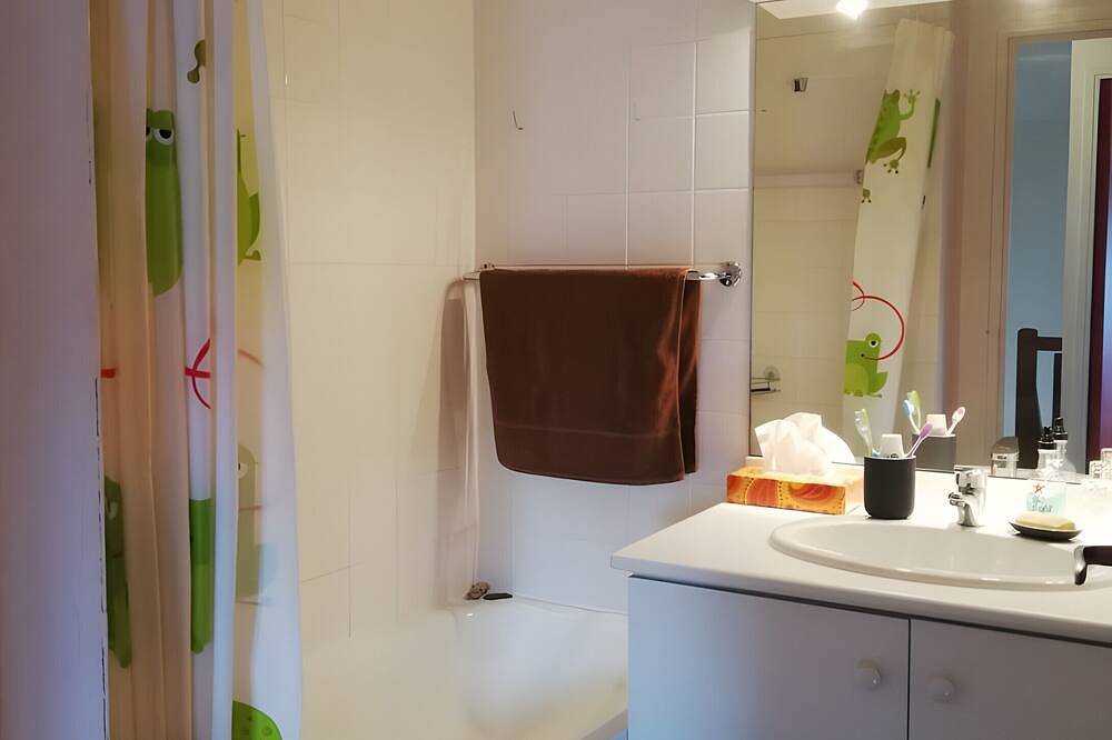 Casa de vacaciones 'Dúplex cerca del lago de la Raviège' con terraza privada y jardín privado in La Salvetat-sur-Agout, Region de Béziers