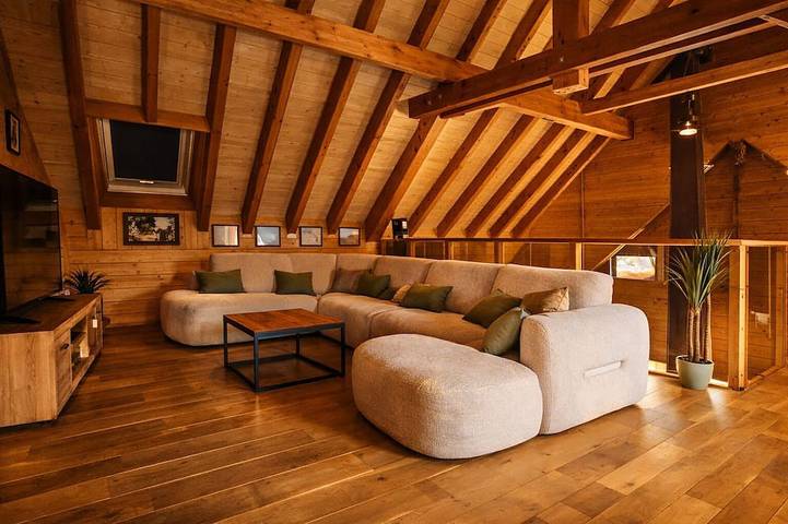 Gîte pour 10 personnes, avec Jacuzzi et Jardin dans Lac de Kruth-Wildenstein